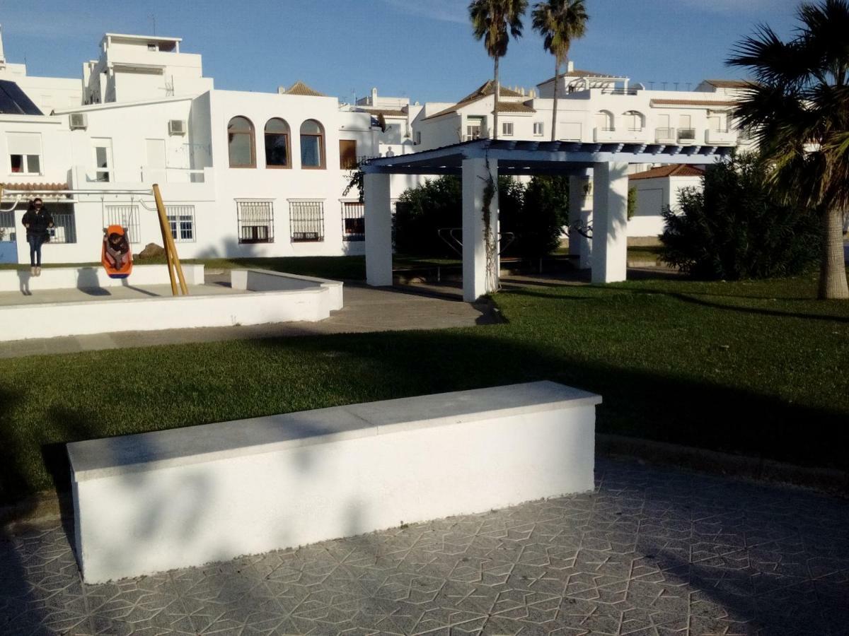 Piso Playa Los Bateles Conil Apartment Conil De La Frontera Exterior photo