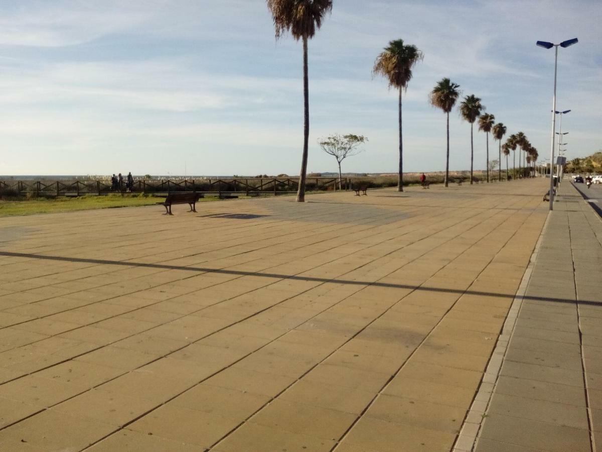 Piso Playa Los Bateles Conil Apartment Conil De La Frontera Exterior photo